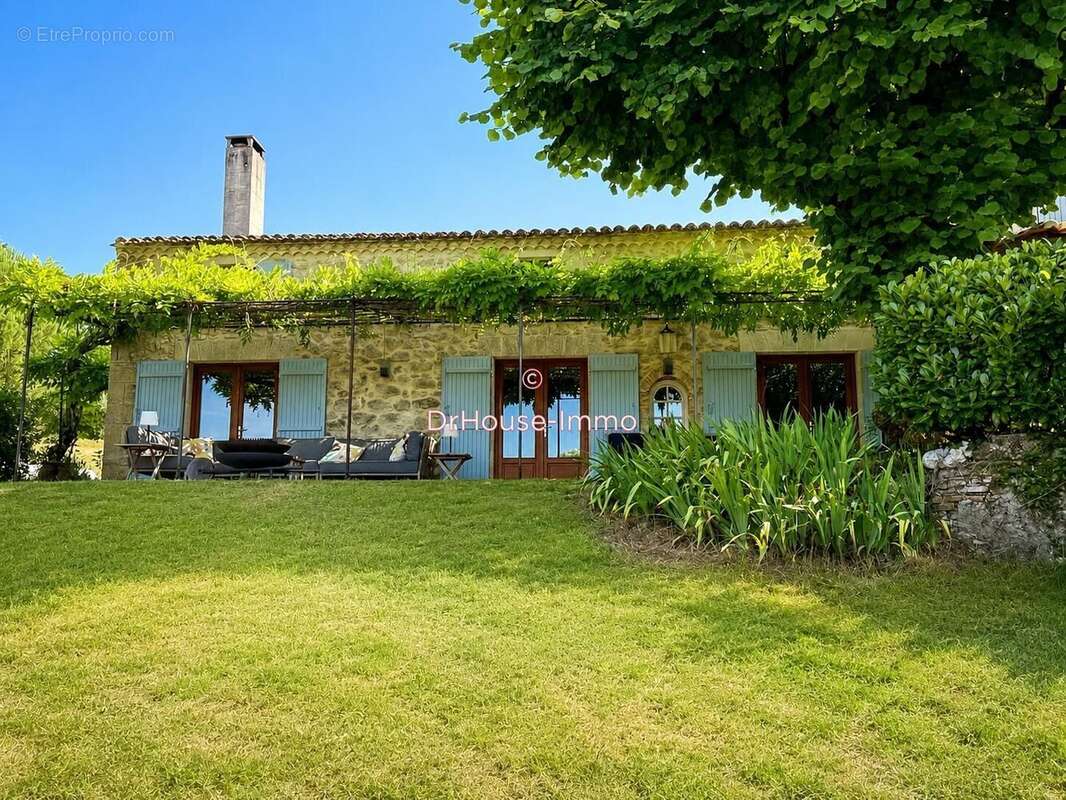 Maison 324 m² à Pellegrue  - photo 6