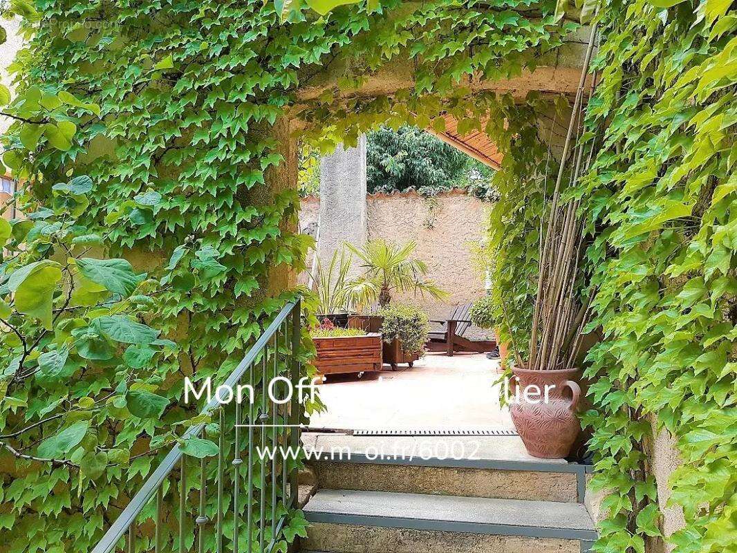 Référence : 6002-VCL. - Maison de Maître du XVII - Cours intérieure et piscine - 20 minutes d'Aix en Provence - photo 19