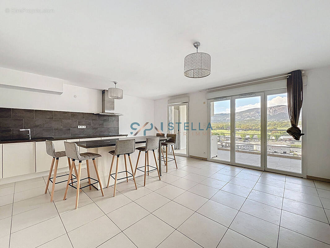 Appartement à SARROLA-CARCOPINO