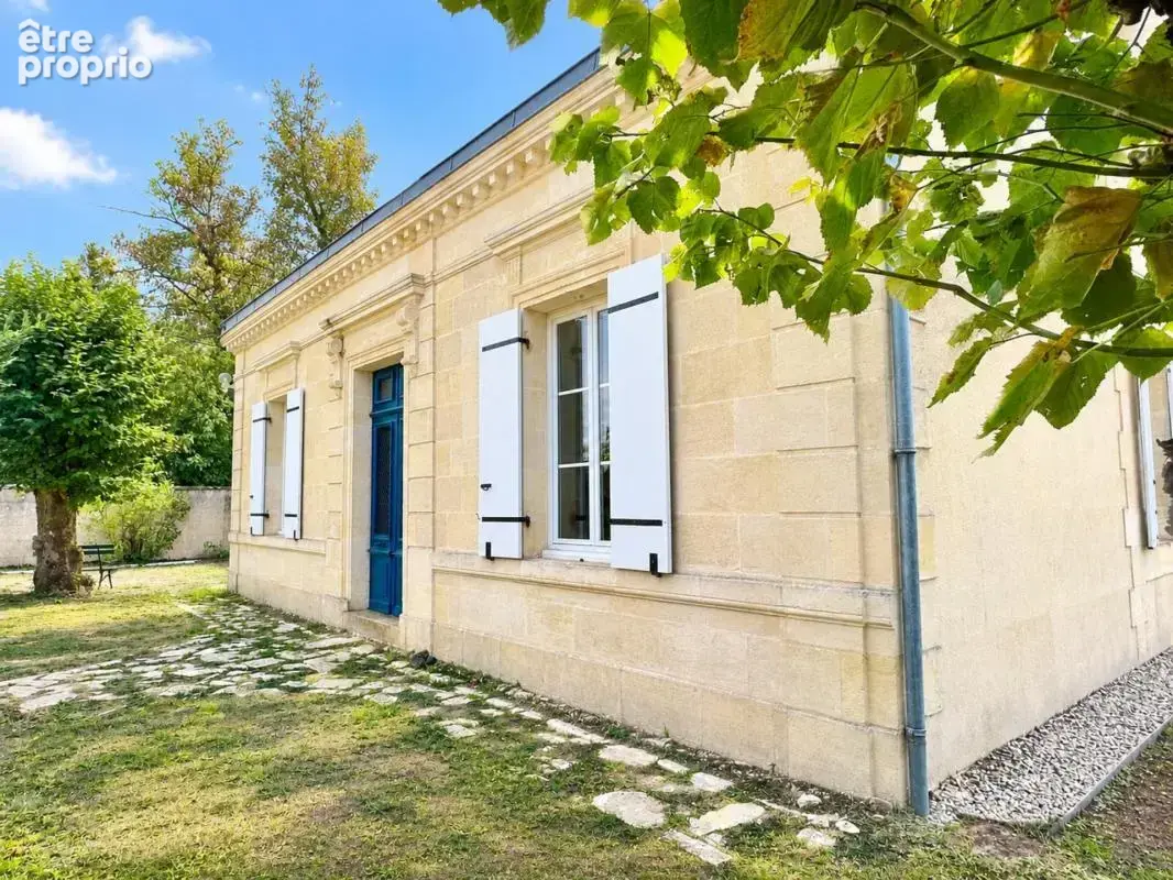 Blanquefort – maison en pierre 195 m² – 4 chambres, jardin sans vis-à-vis et dépendance - photo 1