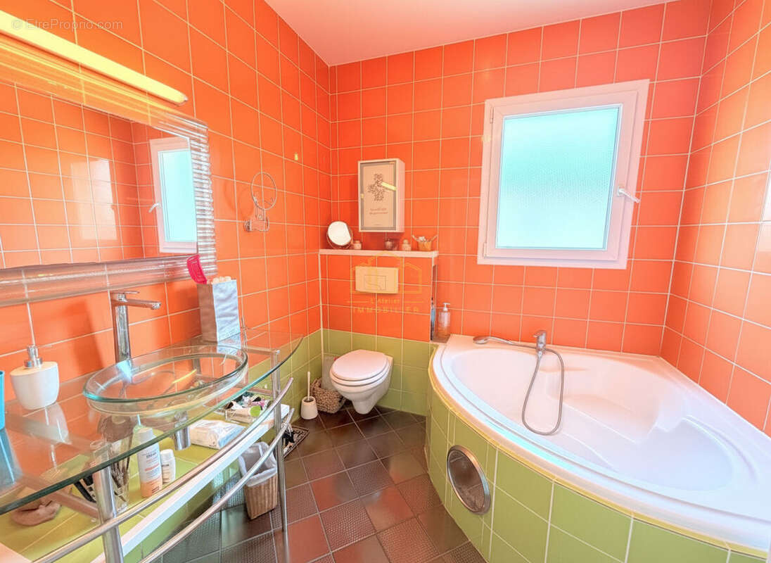 Maison T5 avec garage et piscine à vendre à Audenge - photo 15