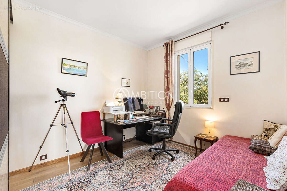 Maison à MANDELIEU-LA-NAPOULE