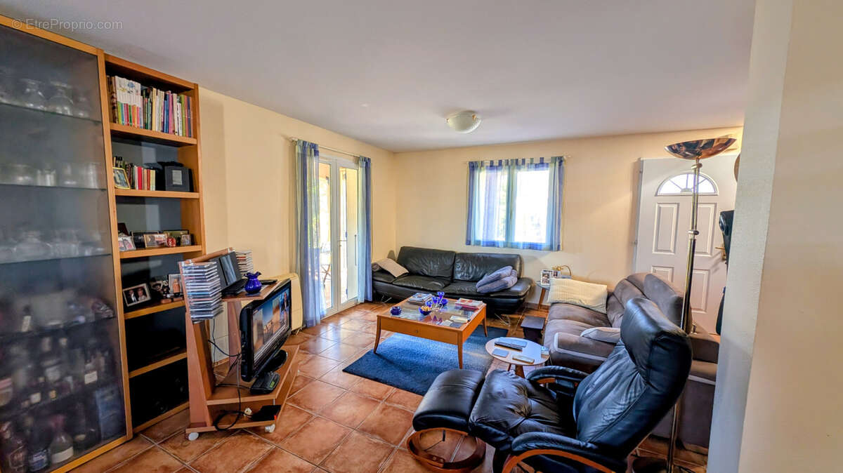 Maison à LAROQUE-DES-ALBERES