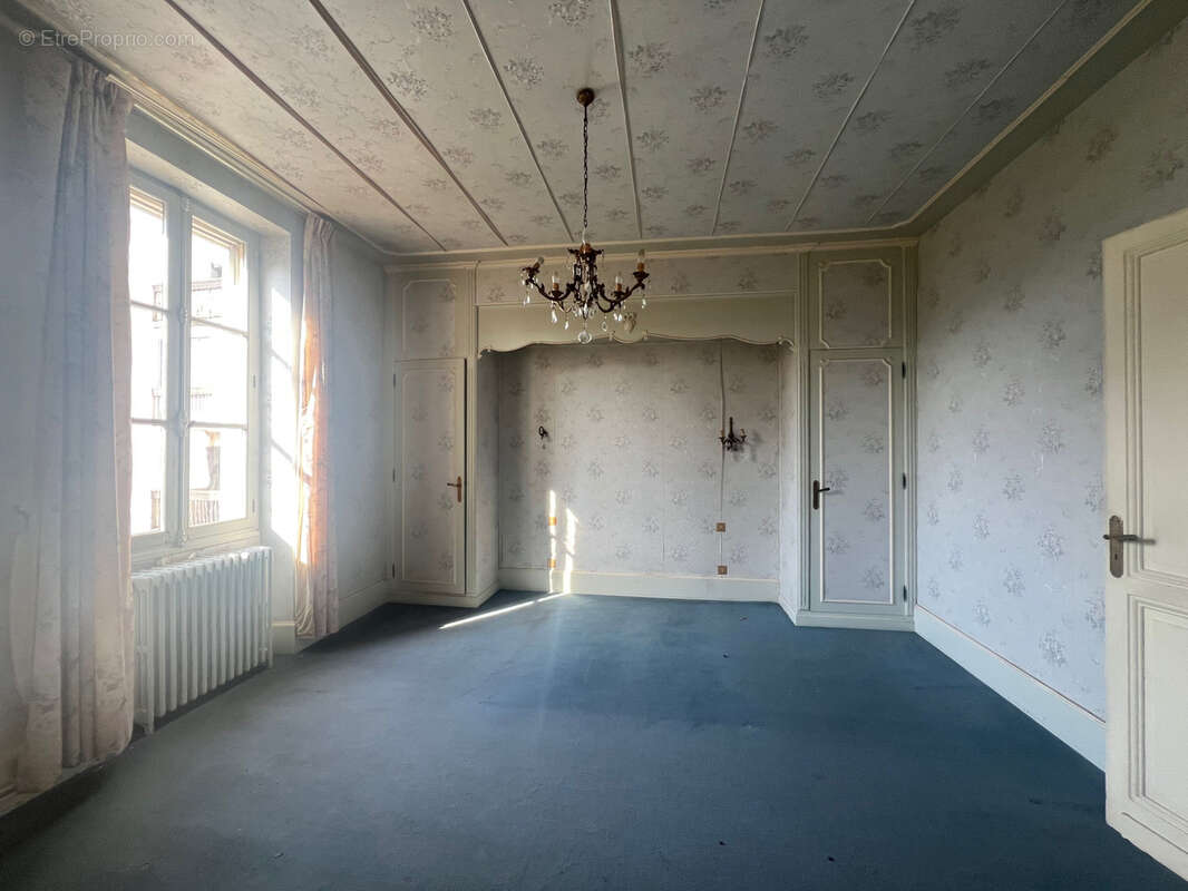 Maison à VILLENEUVE-SUR-LOT