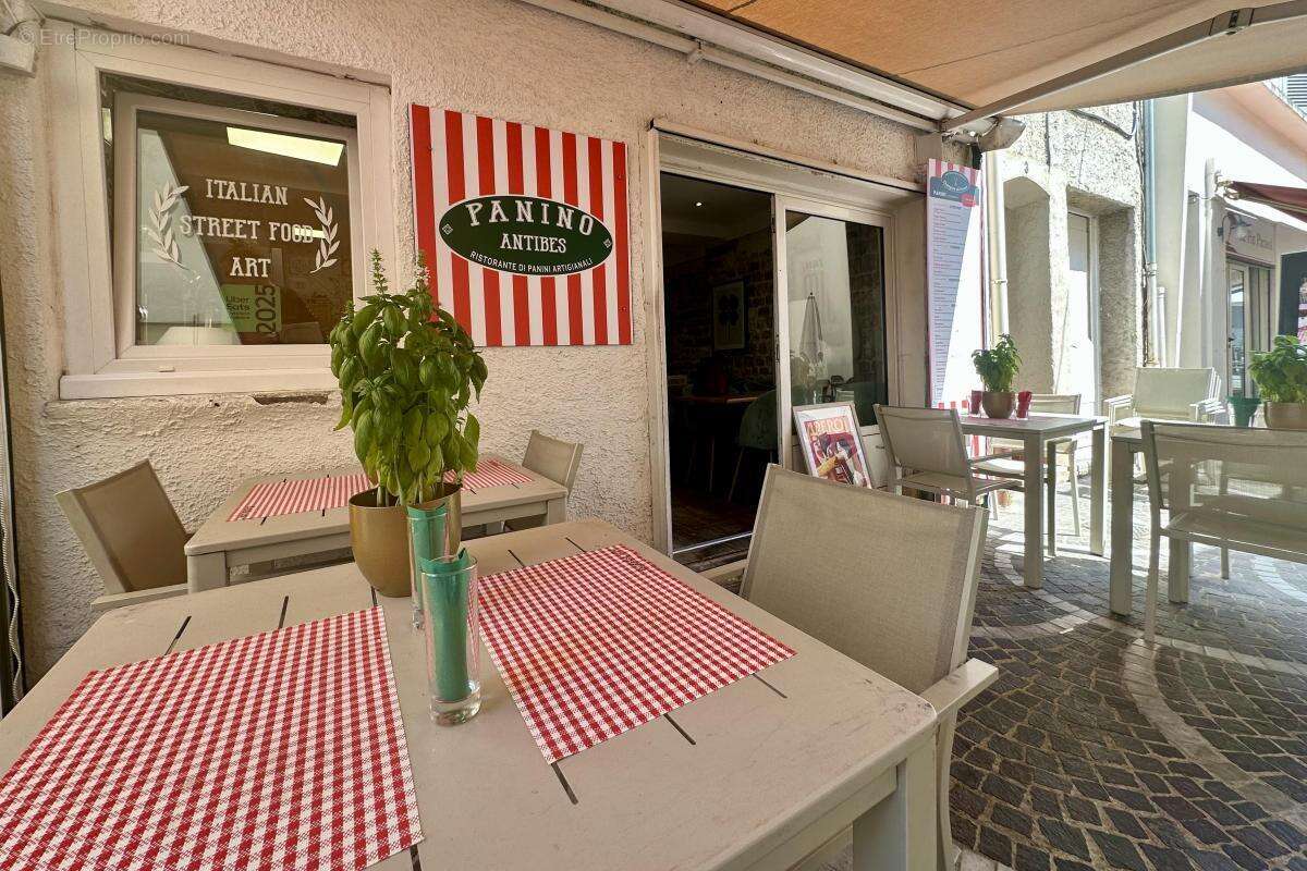 Commerce à ANTIBES