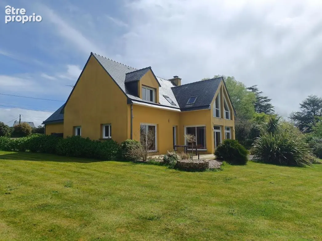 Maison à CORAY