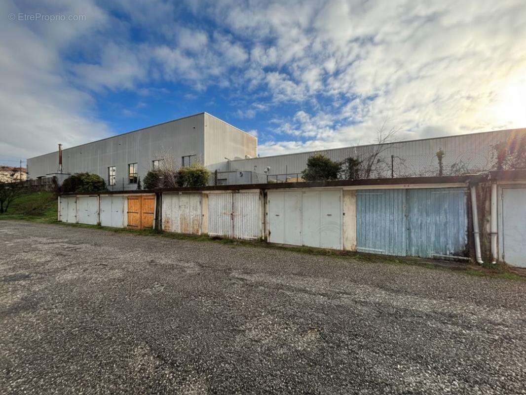 Parking à MONTELIMAR