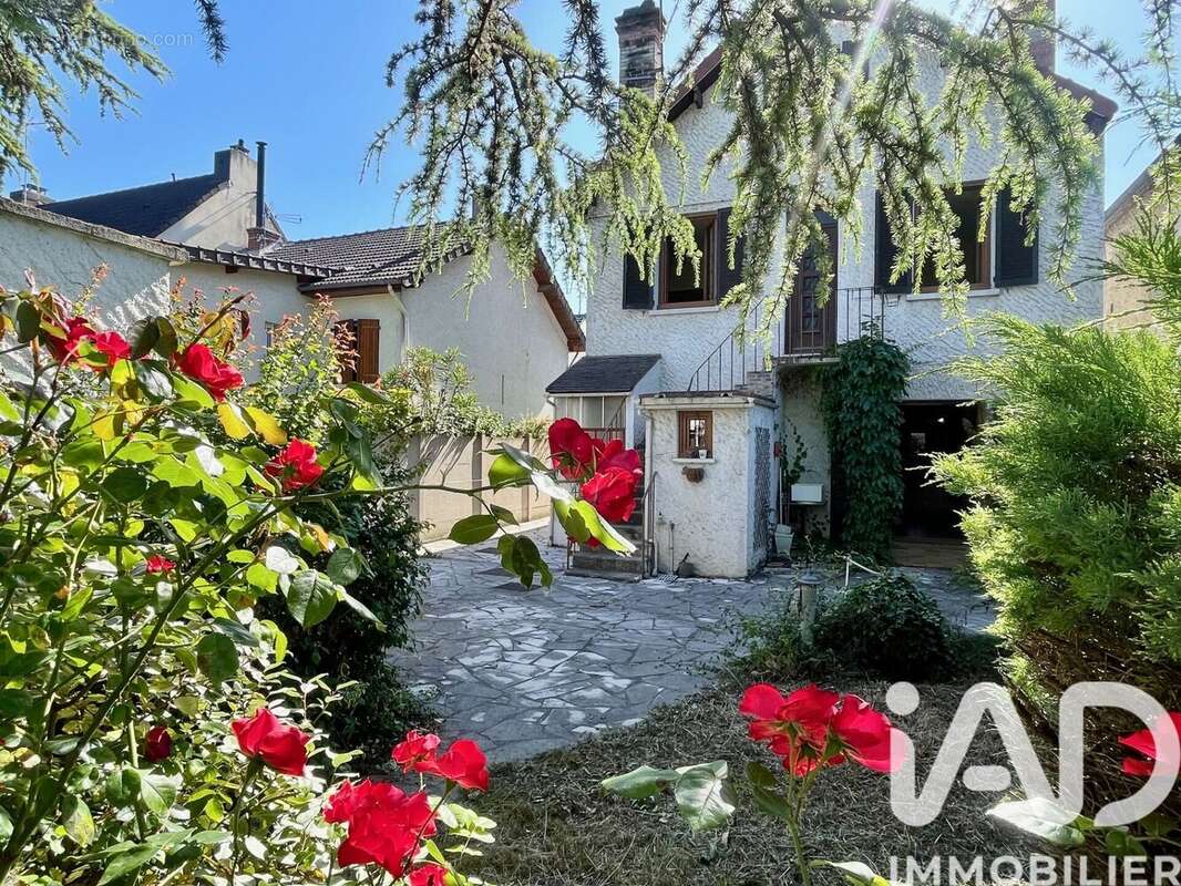 Photo 8 - Maison à VILLENEUVE-LE-ROI