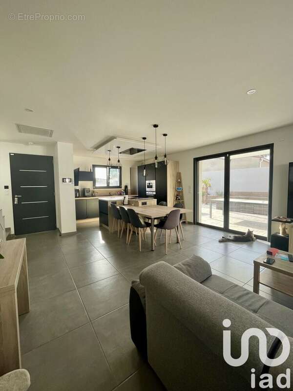 Photo 5 - Maison à PIA