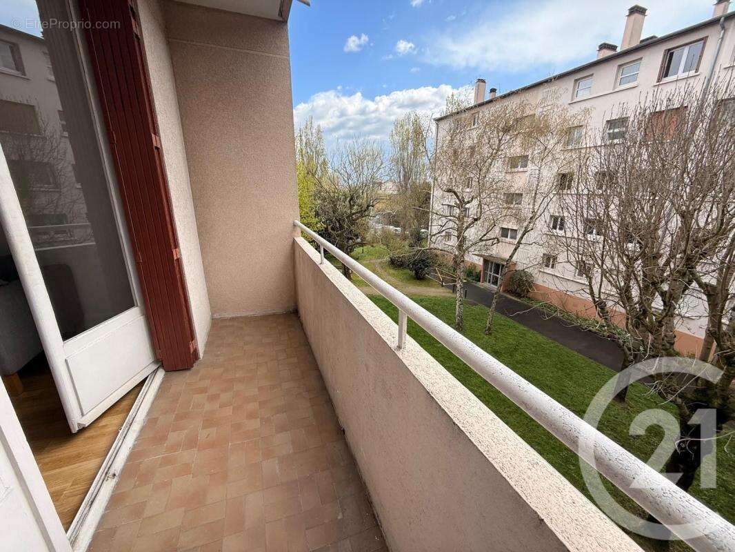 Appartement à FONTENAY-SOUS-BOIS