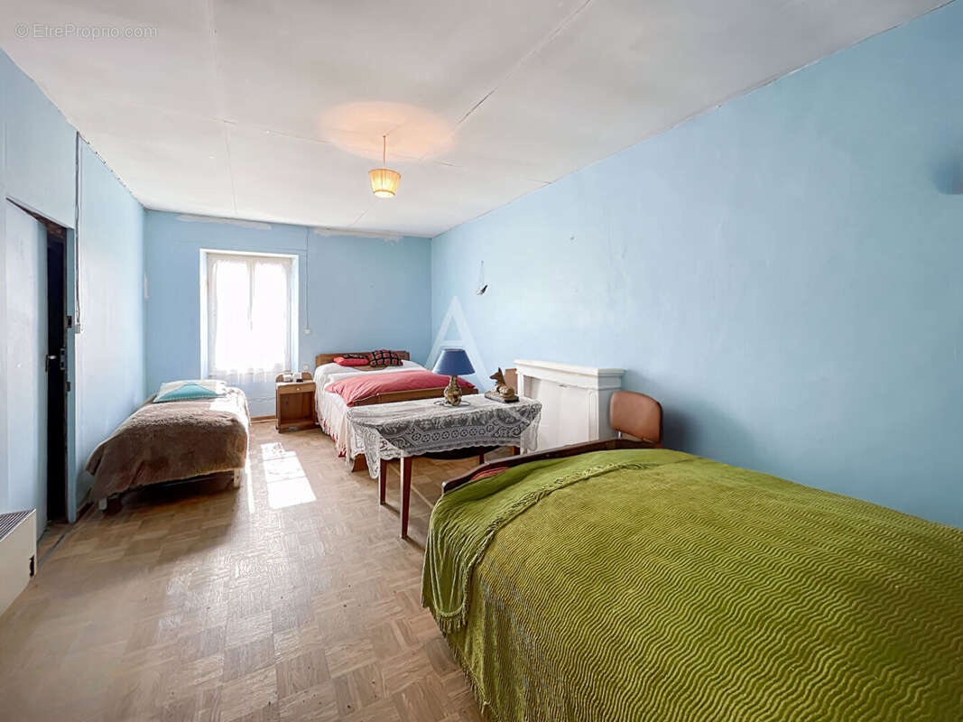 Maison à rénover à Sainte Radégonde Des Noyers - photo 10