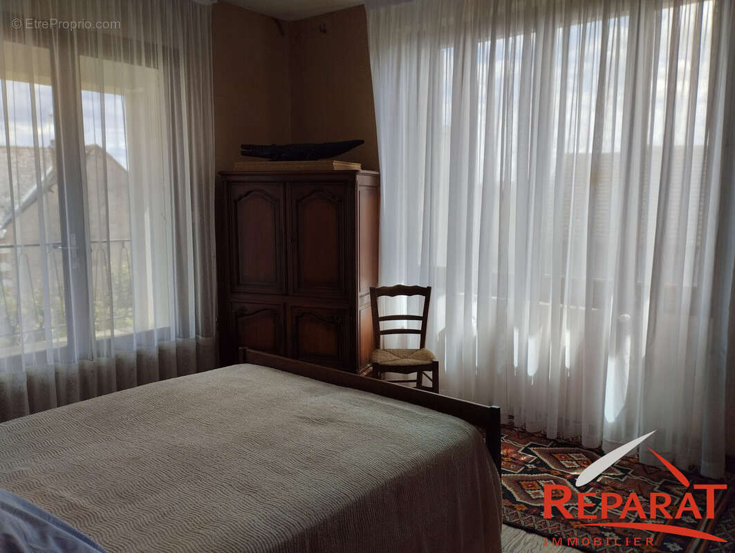 Maison 178 m² à Objat  - photo 8