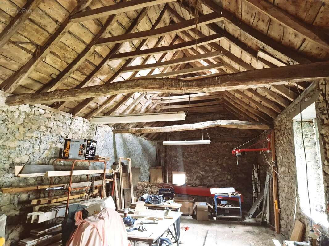 Maison à SAINT-ANDRE-DE-NAJAC