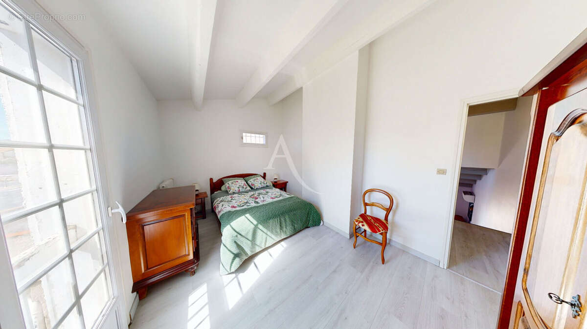 Narbonne, maison 4  chambres, jardin et piscine - photo 11