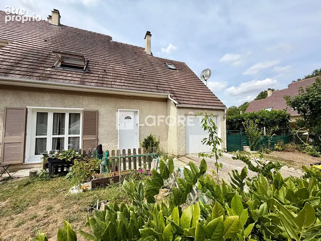 Maison à CIRES-LES-MELLO