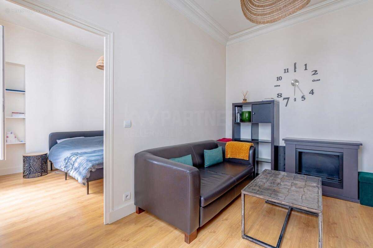 Appartement à PARIS-3E