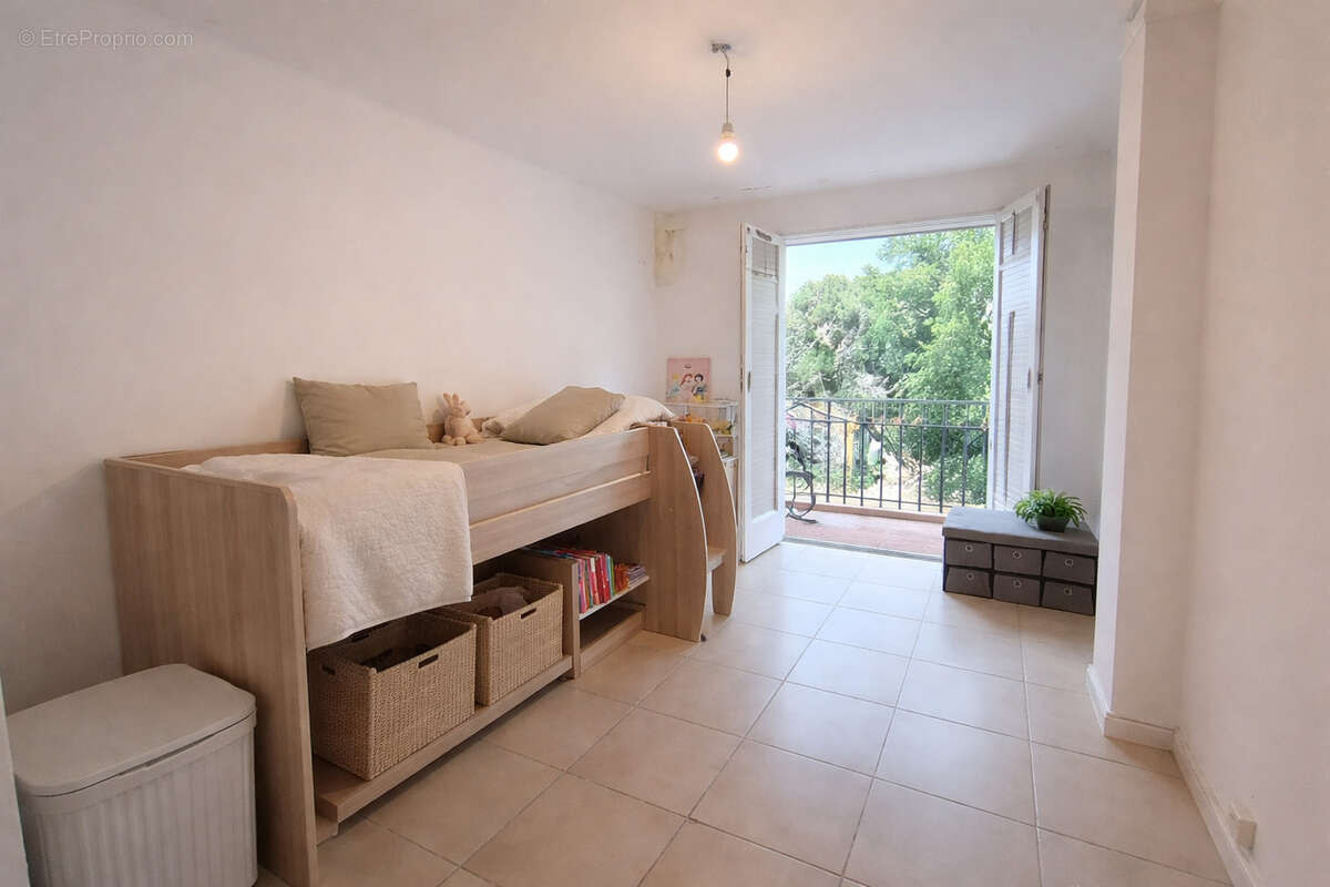 Appartement T3 de 62m2 - terrasse - cave - photo 3