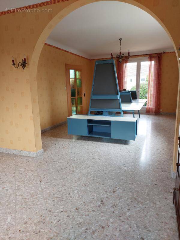 Maison à SAVIGNE-L'EVEQUE