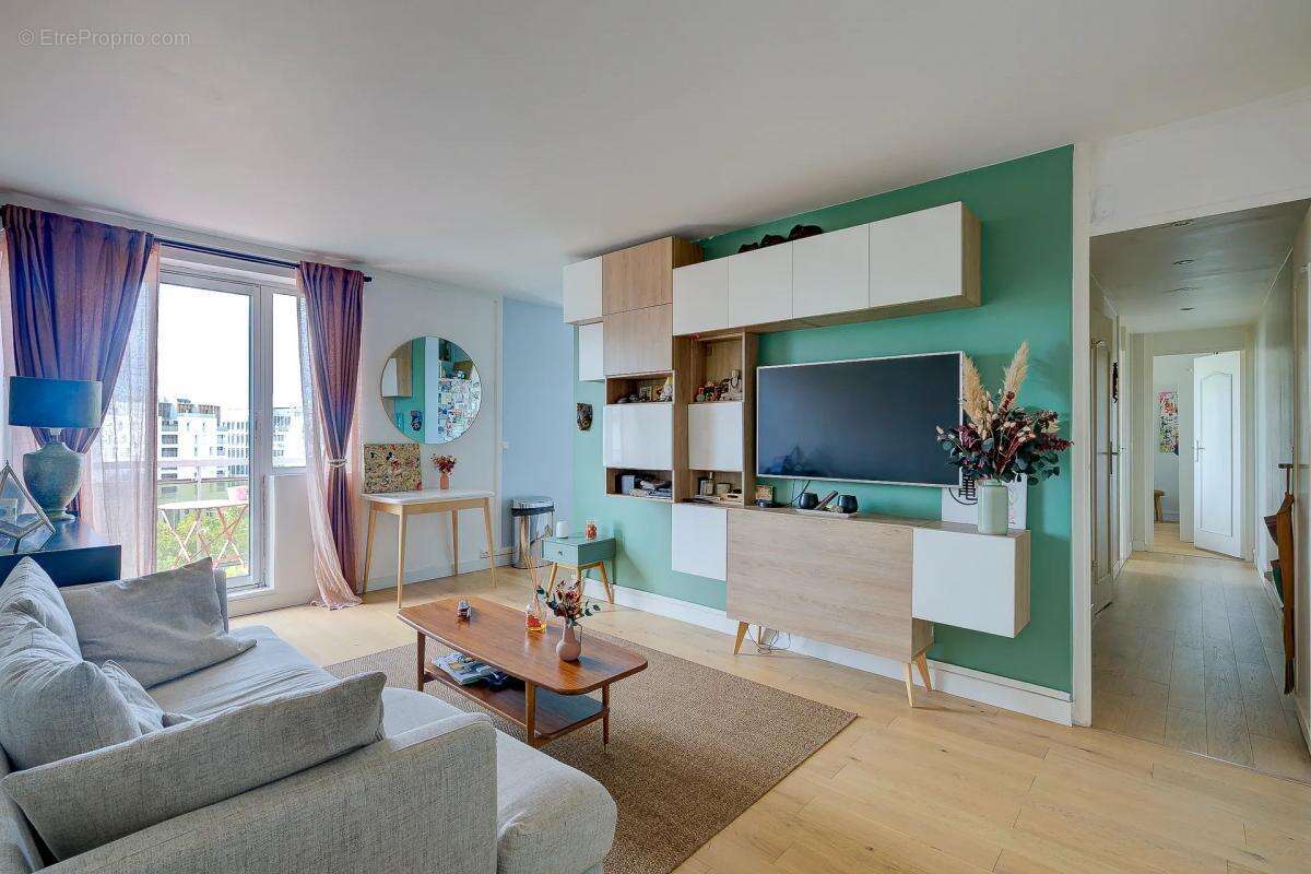 Appartement à NANTERRE