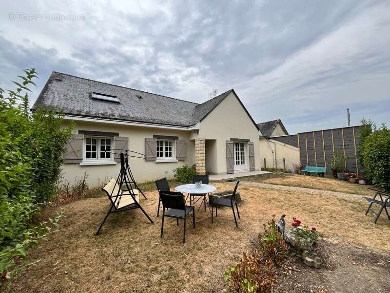 Maison en plein centre d'Avrillé avec grand terrain - photo 13