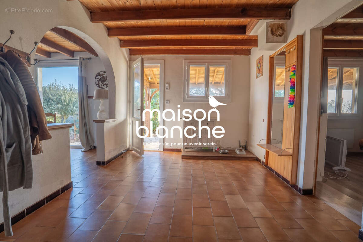 Maison à ANGLES
