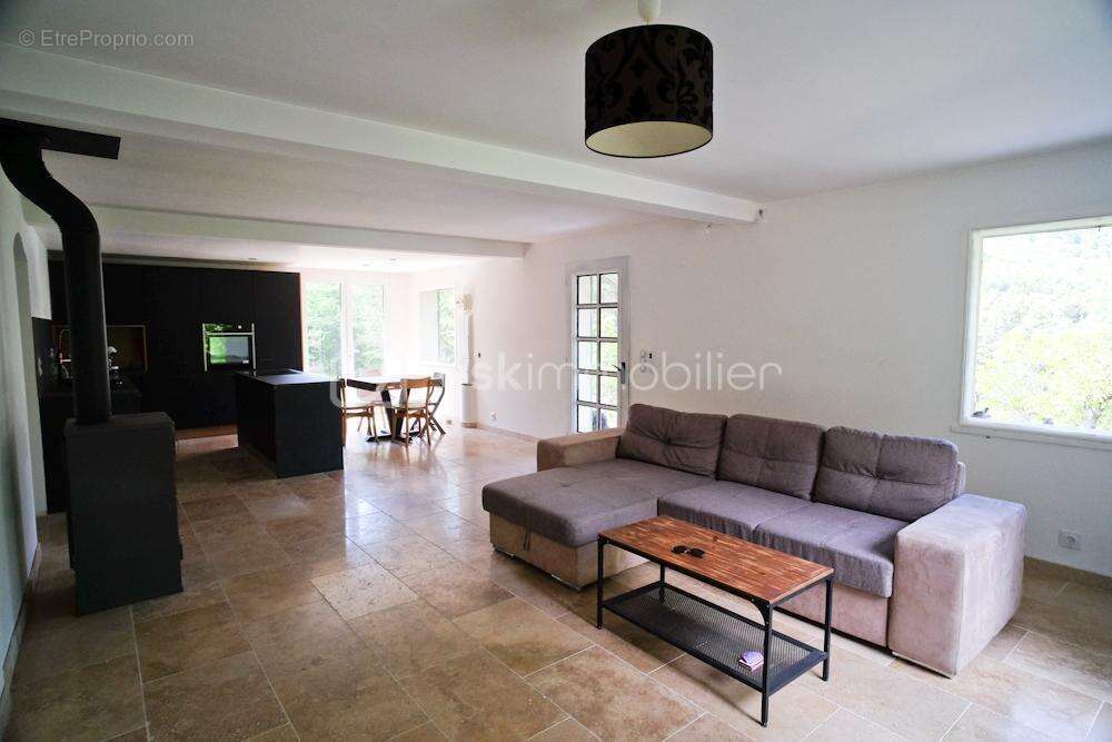 Maison à LE MAS