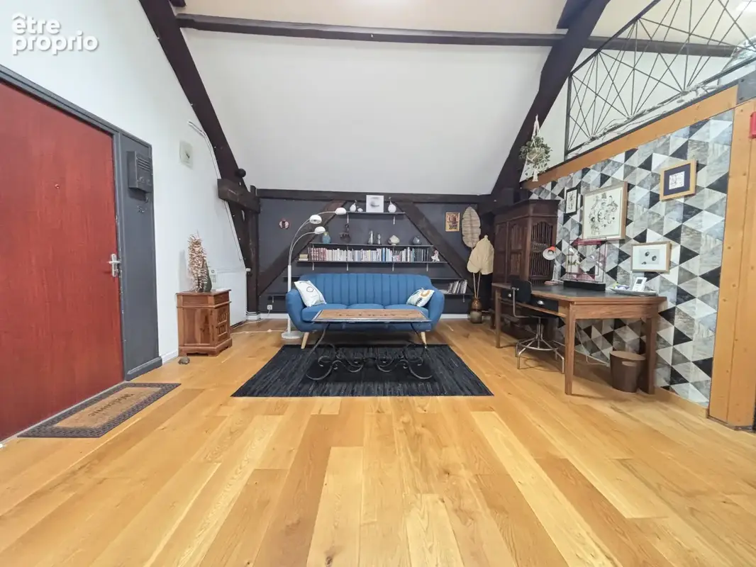 Tours   place sainte-anne   122 m2   2 chambres + mezzanine - photo 3