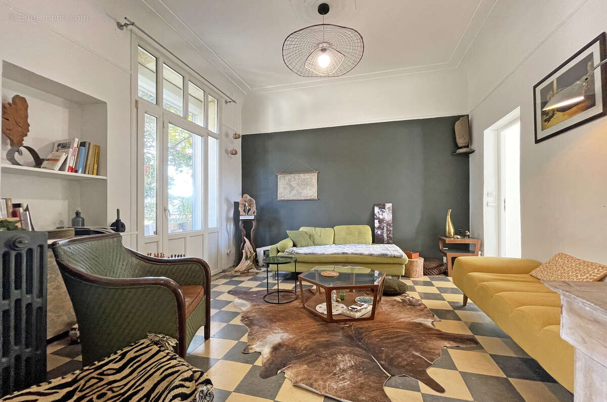 Appartement à NIMES