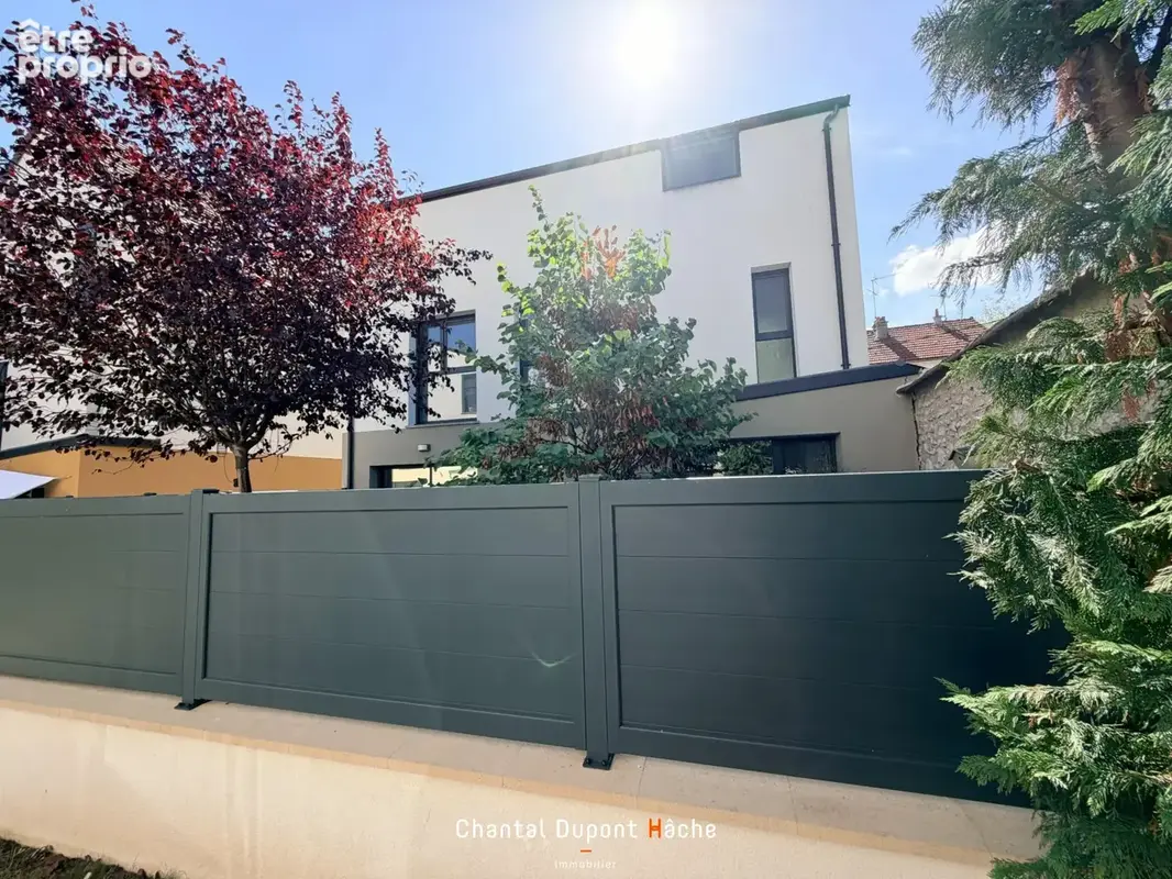 CHARTRES VILLAINES - Maison contemporaine de 2022, 6 chambres, garage, terrasse et petit jardin. - photo 20