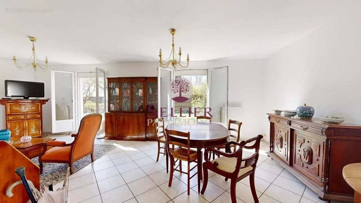 Maison à LONGJUMEAU