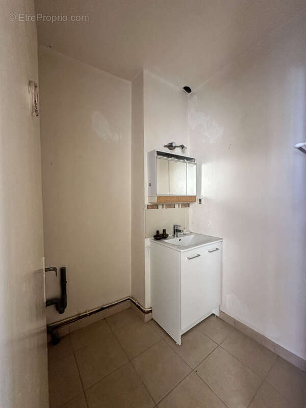 Maison à LIVINHAC-LE-HAUT