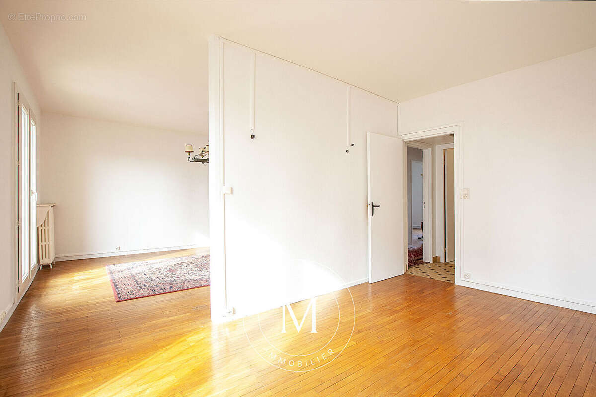 Appartement à MONTROUGE