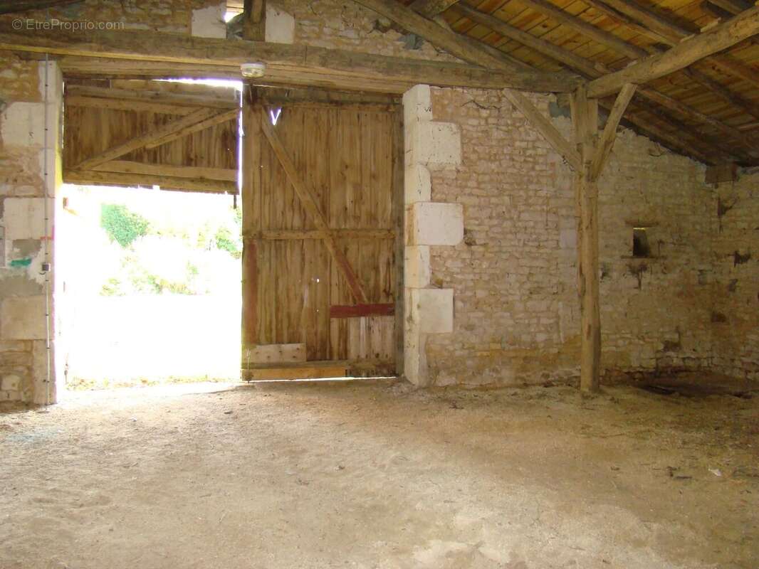 Maison 100 m² à Romagne  - photo 7