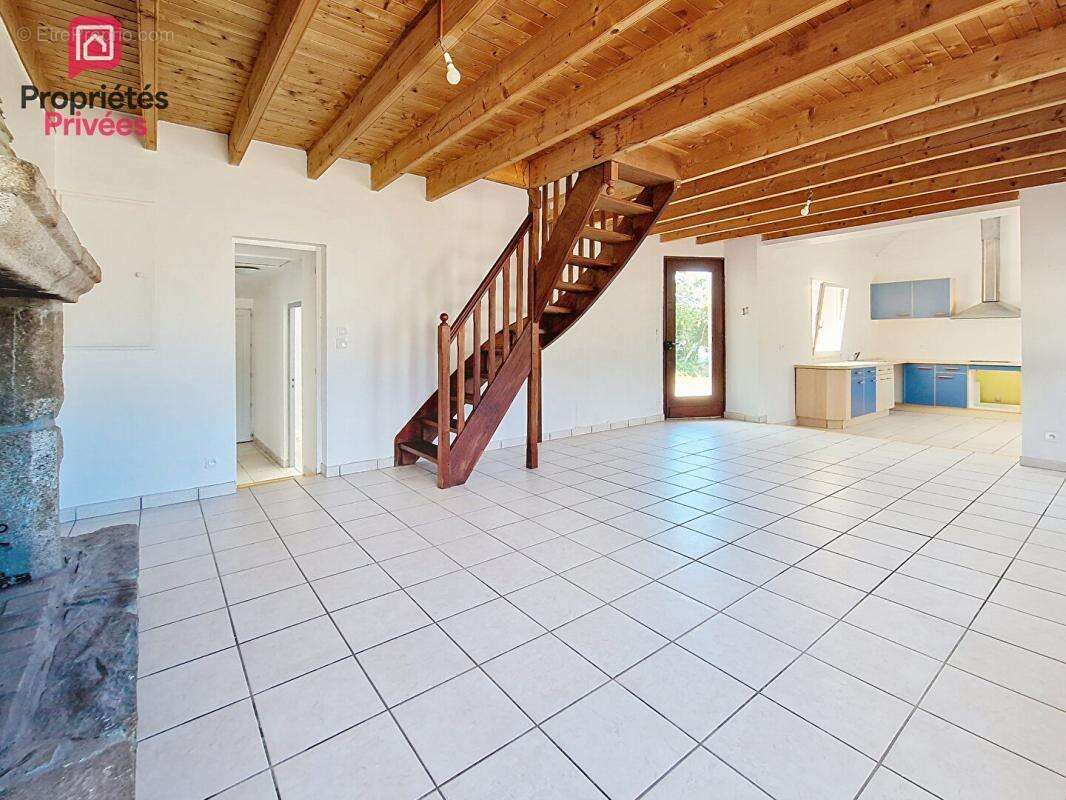 Maison et terrain de 1615m² , vue mer lointaine  Plestin Les Greves - photo 7
