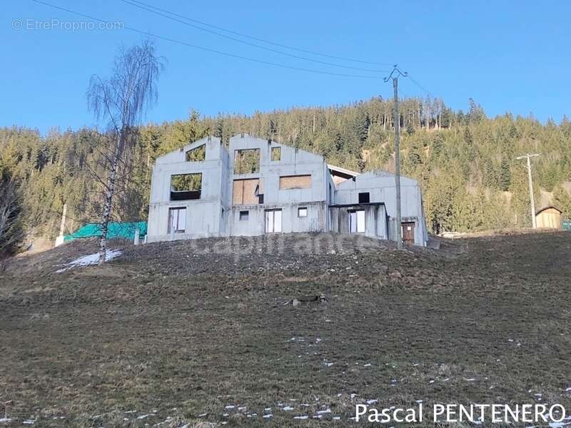 Terrain à LA CHAPELLE-D'ABONDANCE