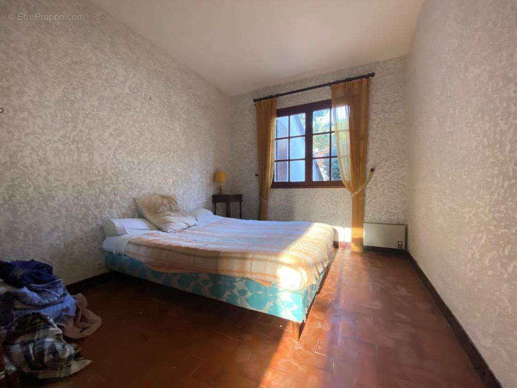 Maison à LES MATHES