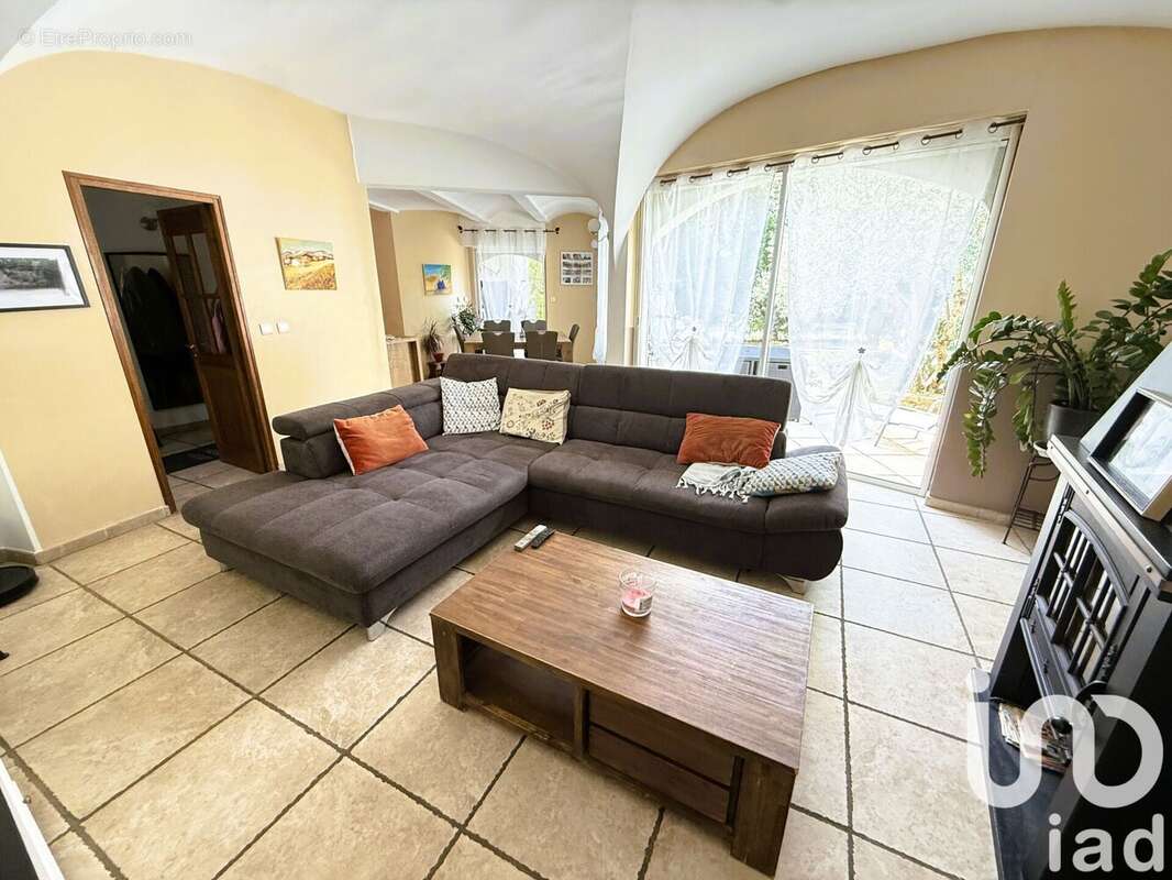 Maison 120 m² à Donzere  - photo 3