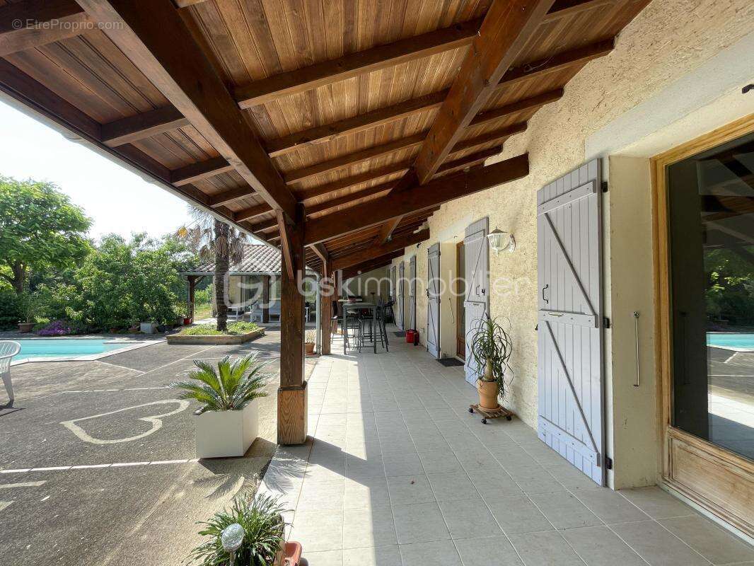 Maison à GIROUSSENS