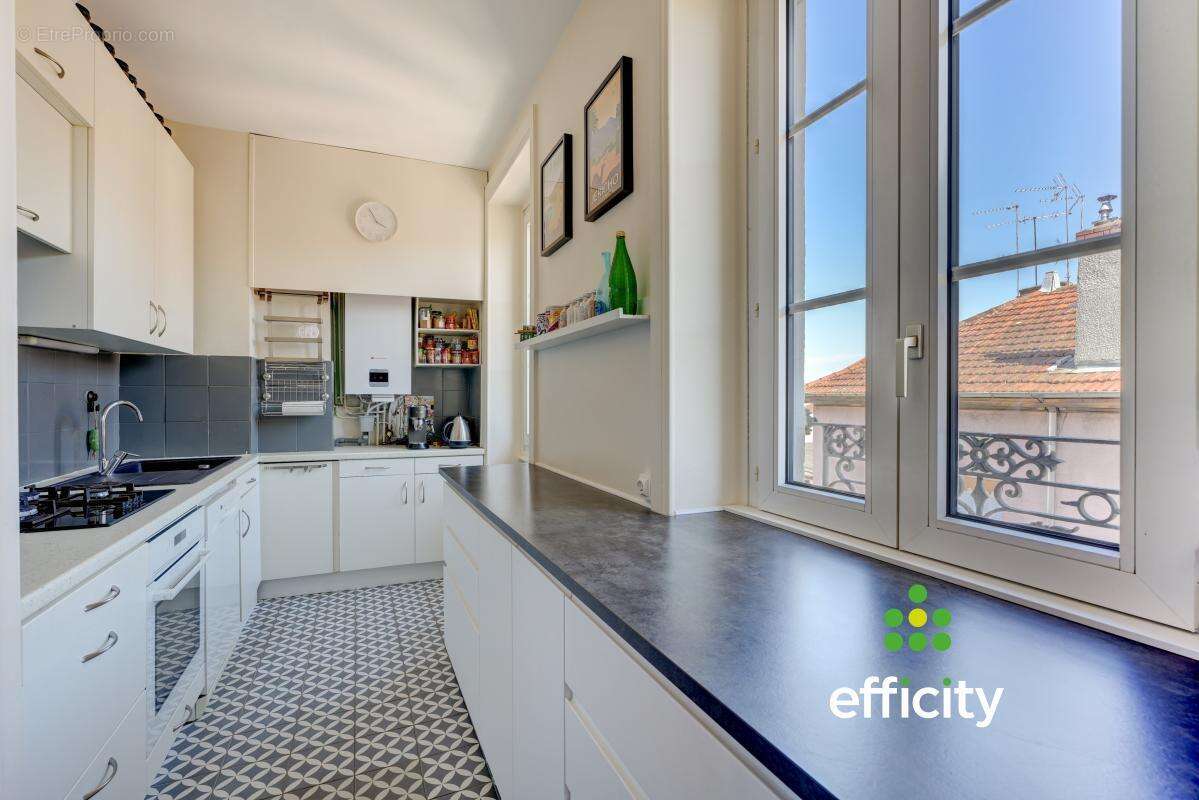 Appartement à OULLINS
