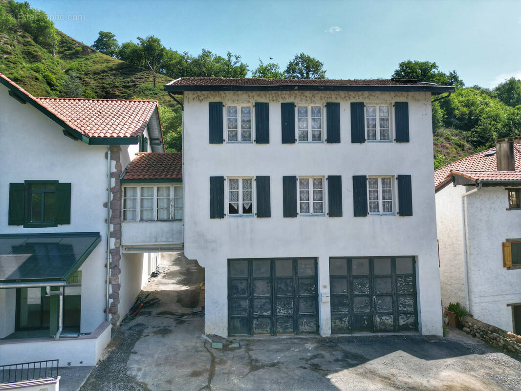 Maison à UREPEL