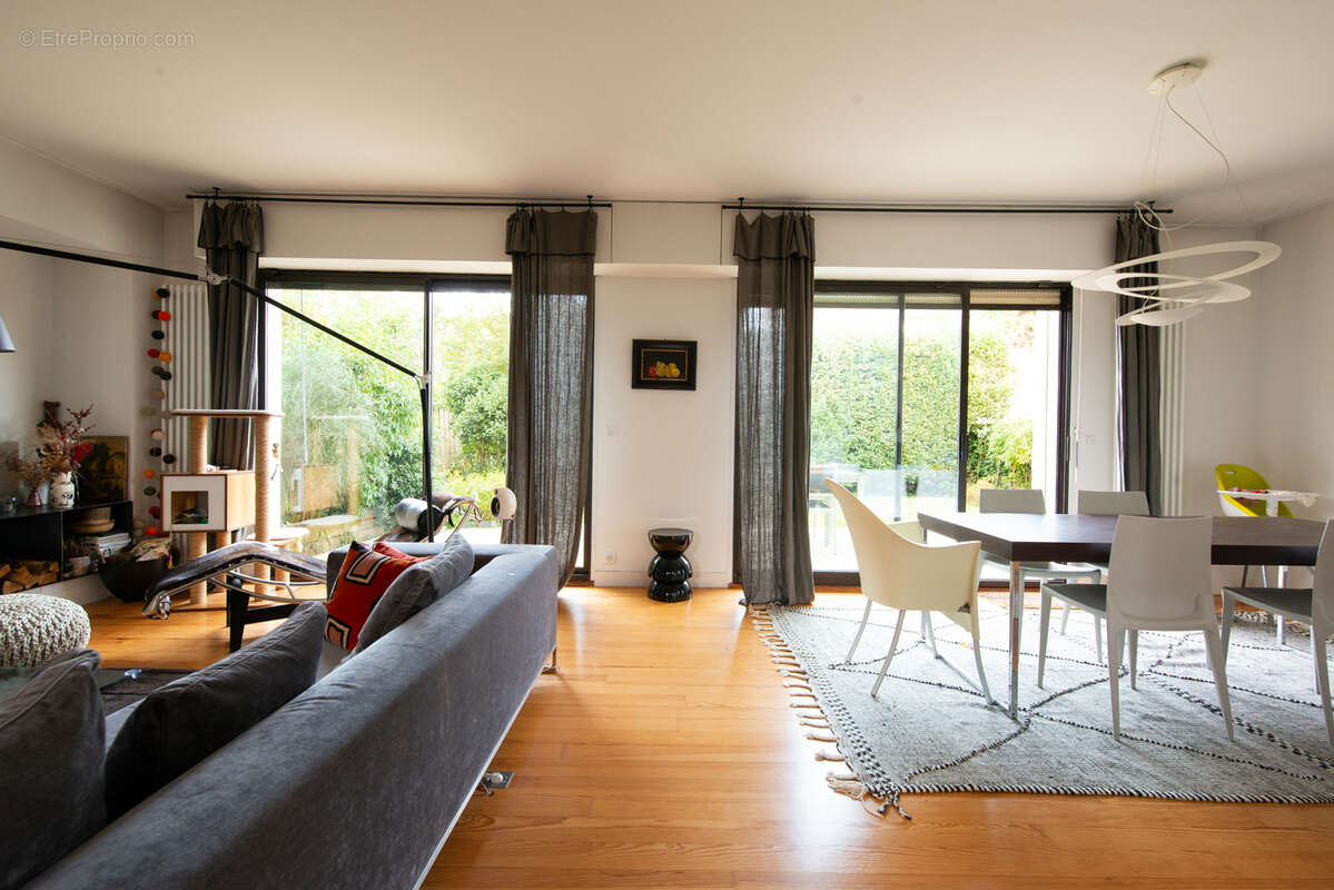 Maison à LE BOUSCAT