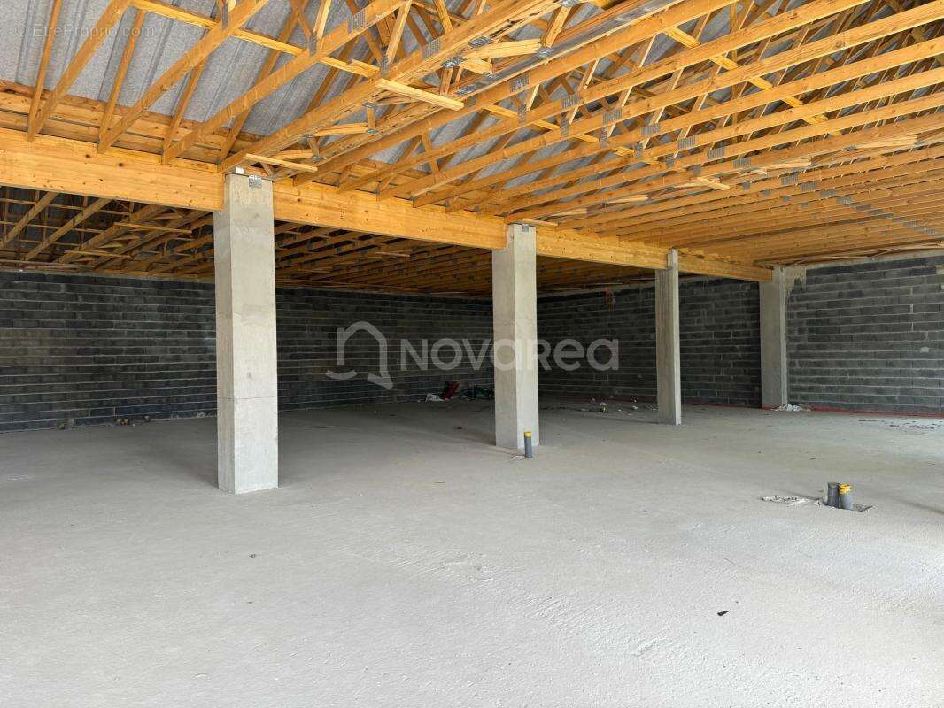 Local commercial 190m2 - photo 5