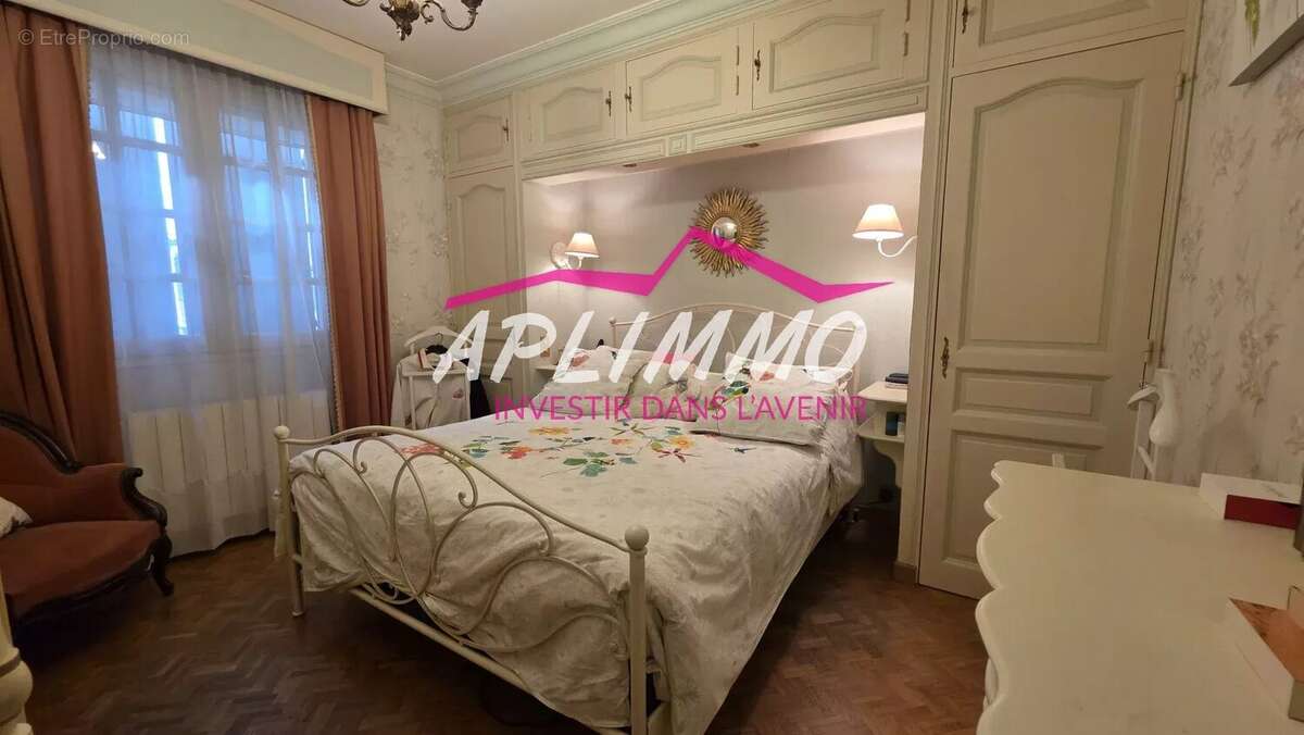 Maison à MONTELIMAR