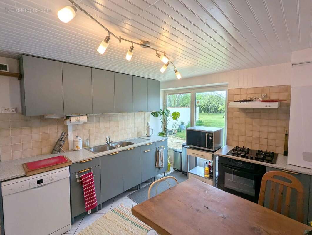 Maison à L'HERMENAULT