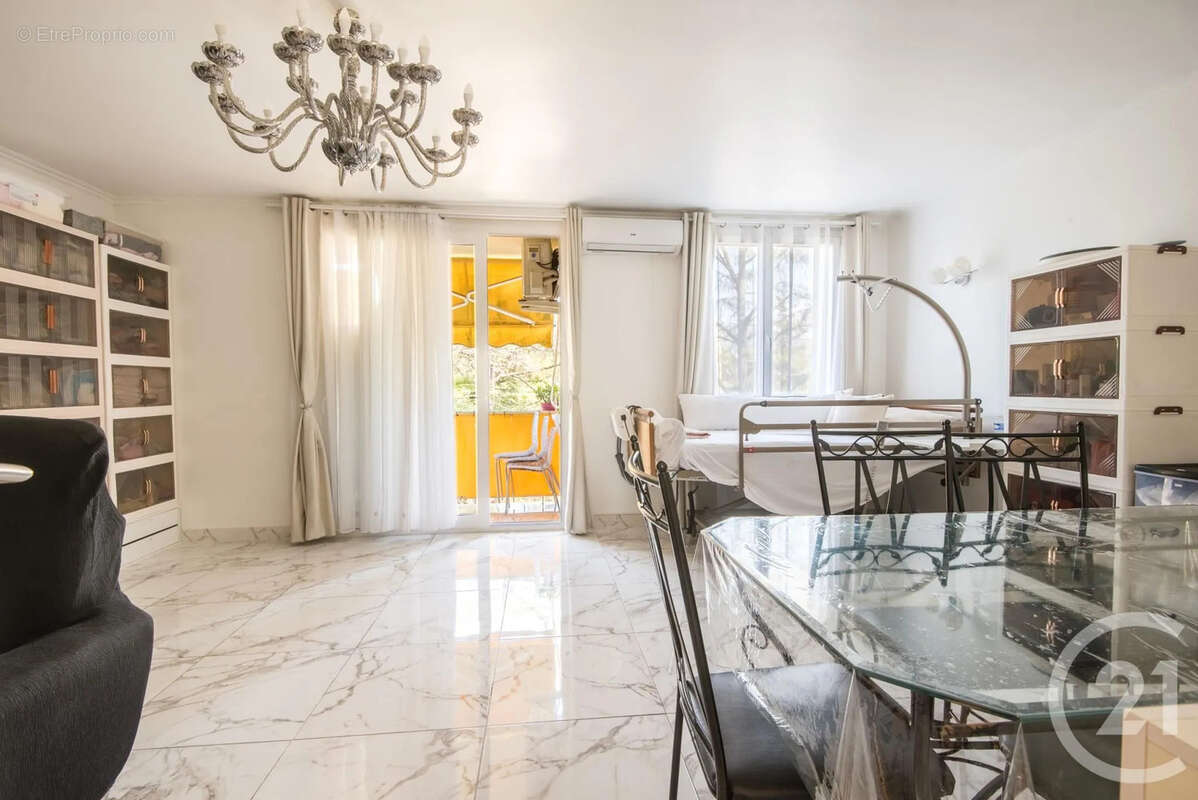 Appartement 64 m² à Nice  - photo 2