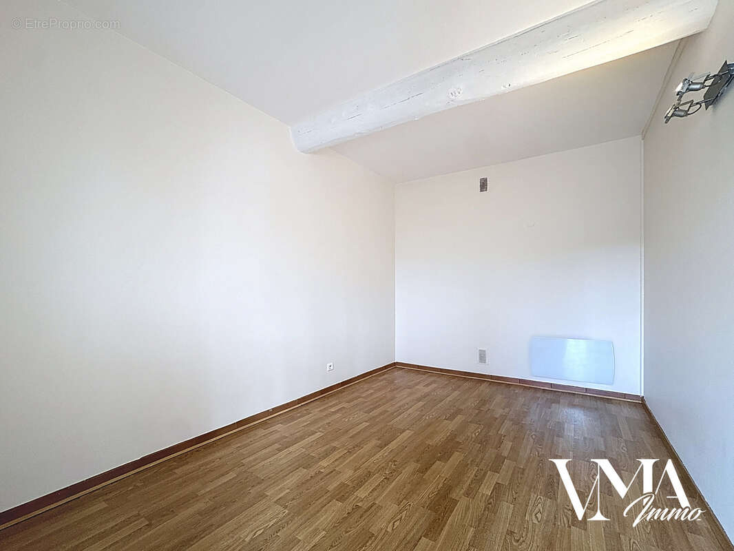 Appartement à LENTILLY