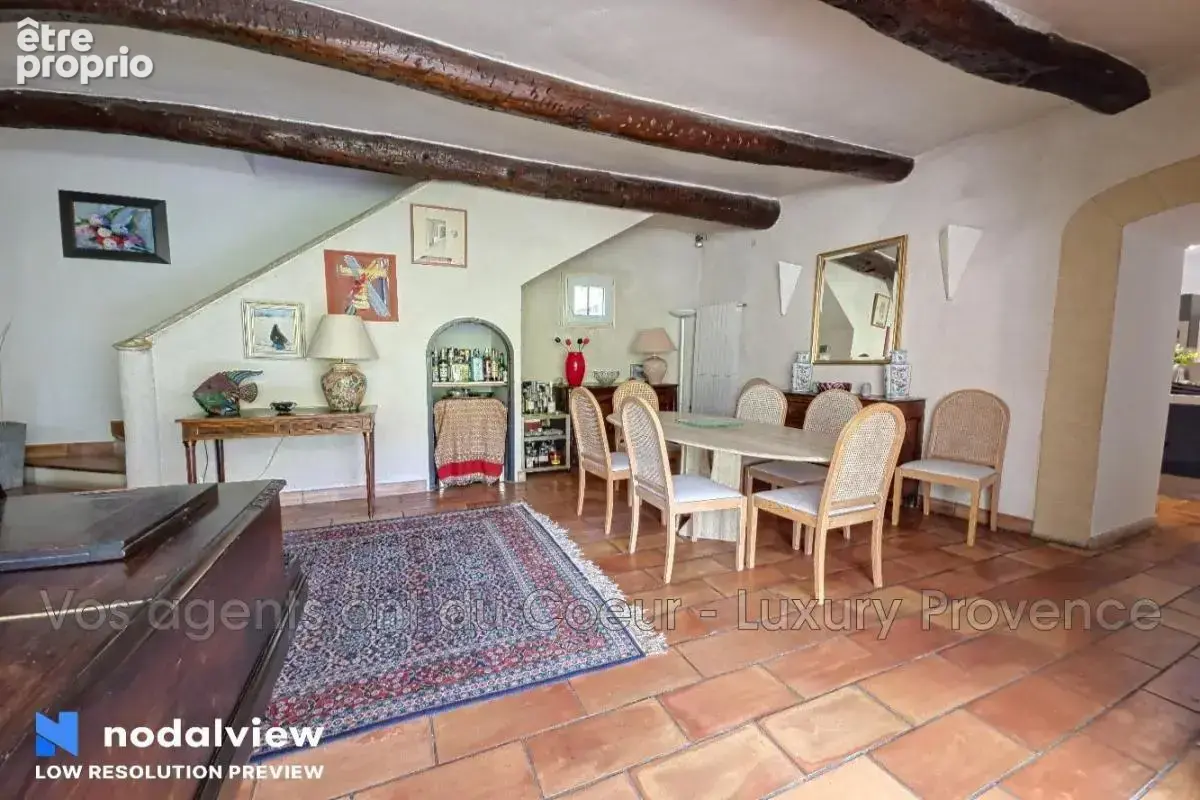 Bastide provencale dans un havre de paix - photo 9