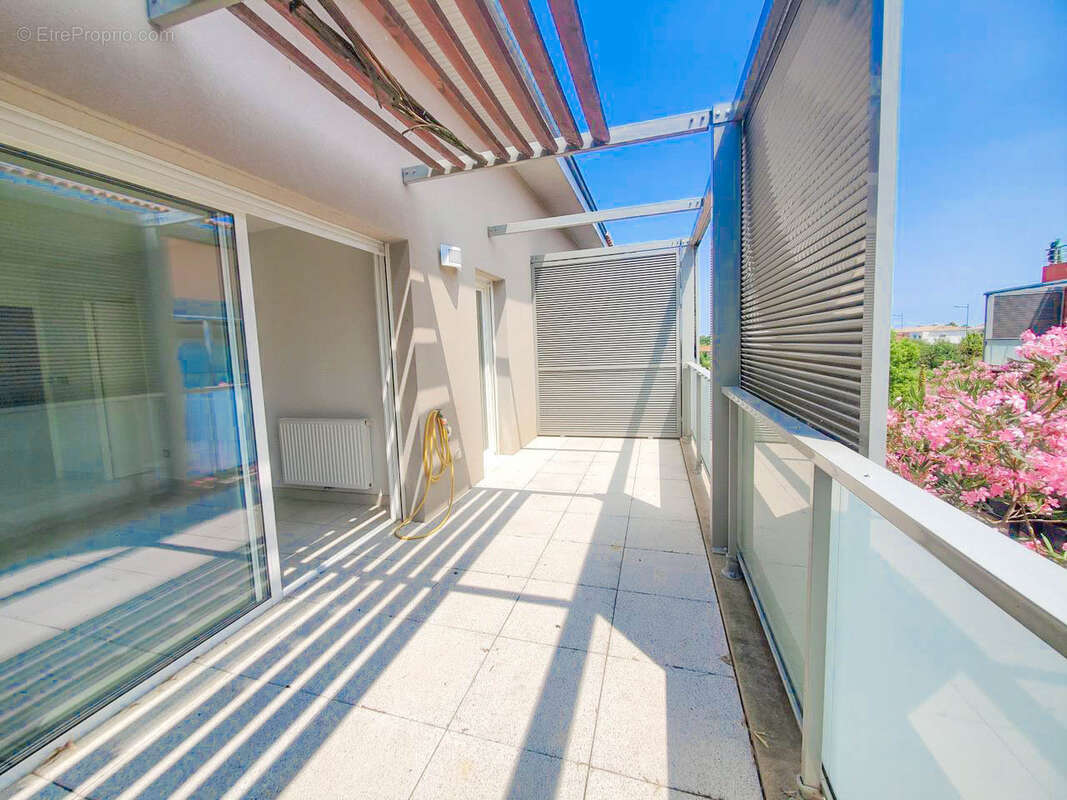 Appartement à MAUGUIO