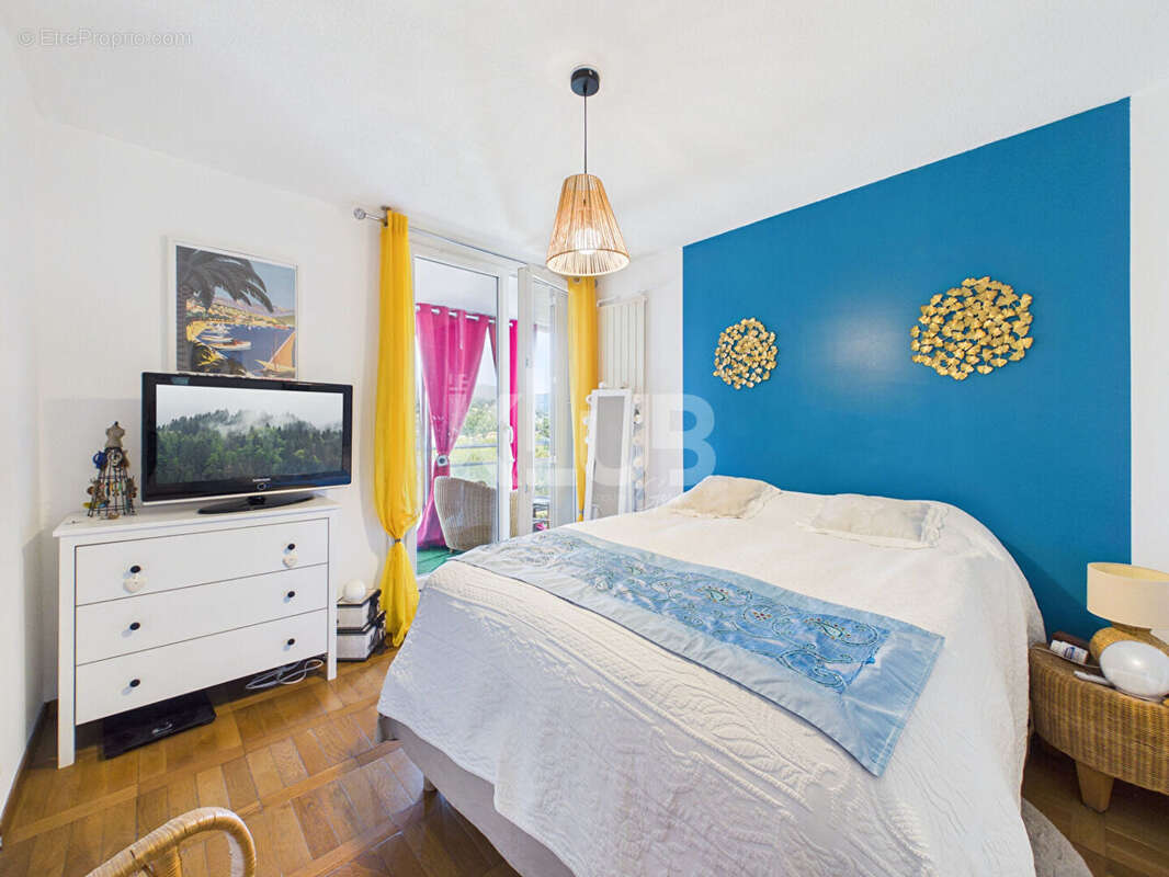 Appartement Marseille 4 pièce(s) 80 m2 - photo 8