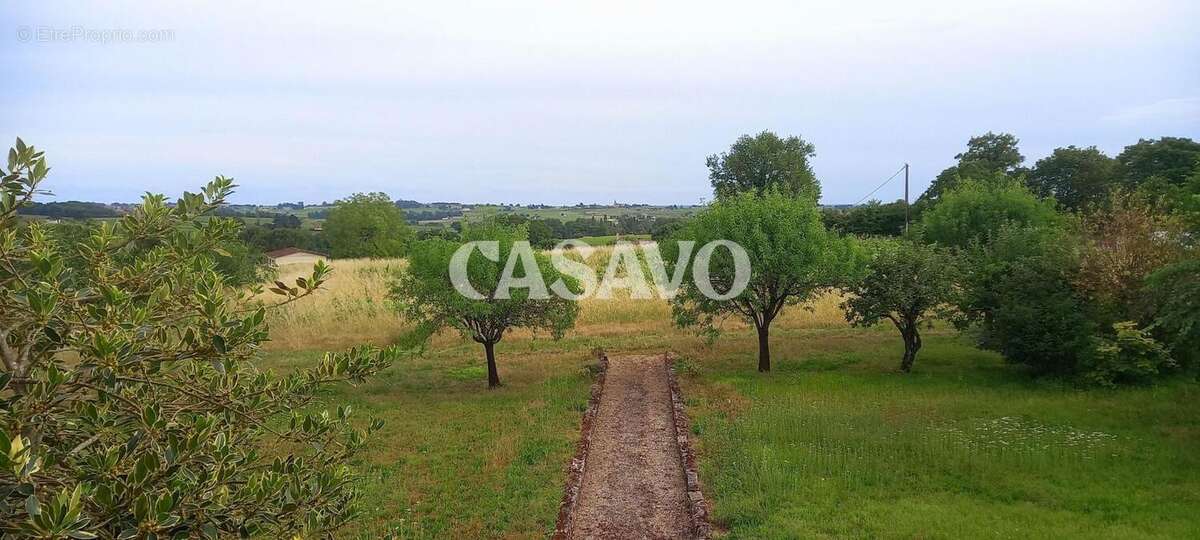 Vente Maison 6 pièces de 140m² - 33570 Montagne - photo 6